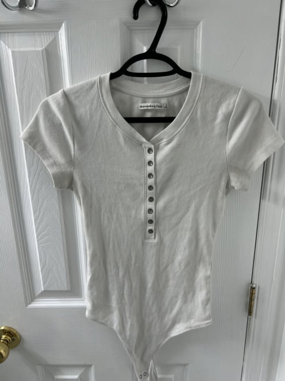 Abercrombie & Fitch White Ribbed Bodysuit, Size Small